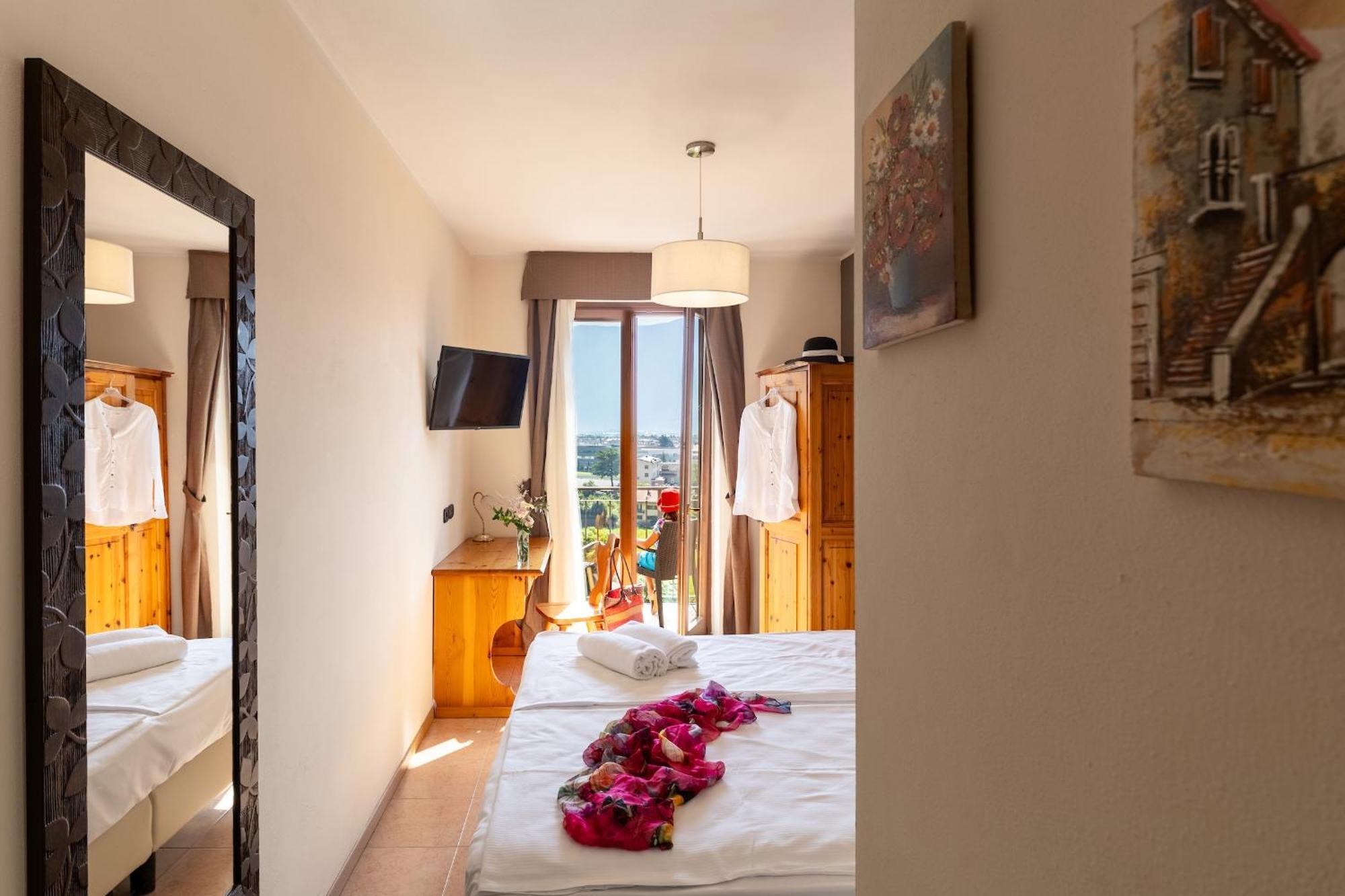 Agritur Eden Marone Villa Riva del Garda Exterior photo