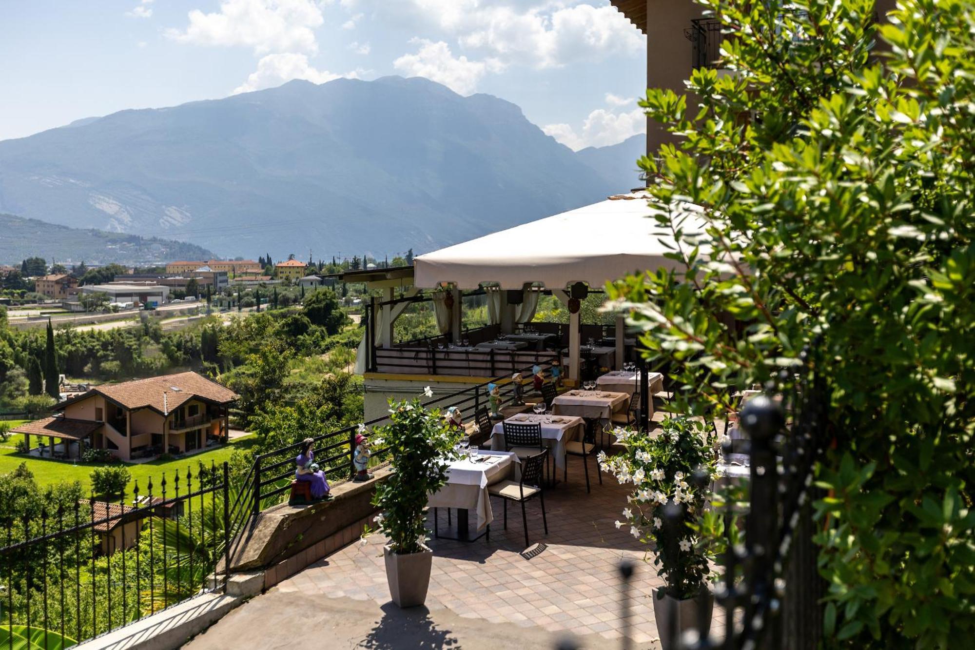 Agritur Eden Marone Villa Riva del Garda Exterior photo
